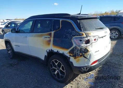 2025 Jeep Compass Limited 4X4 z USA, uszkodzony, nr VIN 3C4NJDCN3ST504372